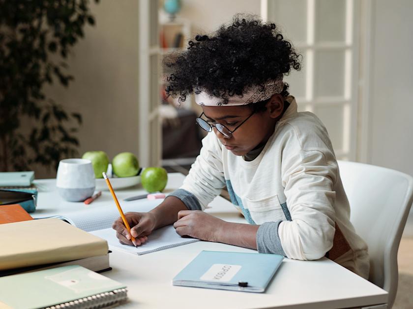 Kids Assignment Overlapping How to help your child break up a writing assignment into chunks
